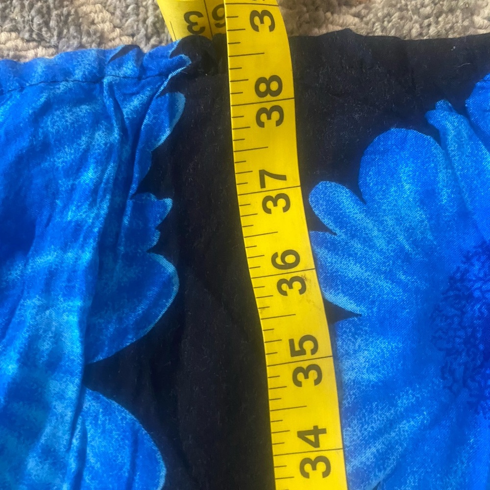 Ingear Black and Blue Floral vacation lounger pants - Picture 4 of 8